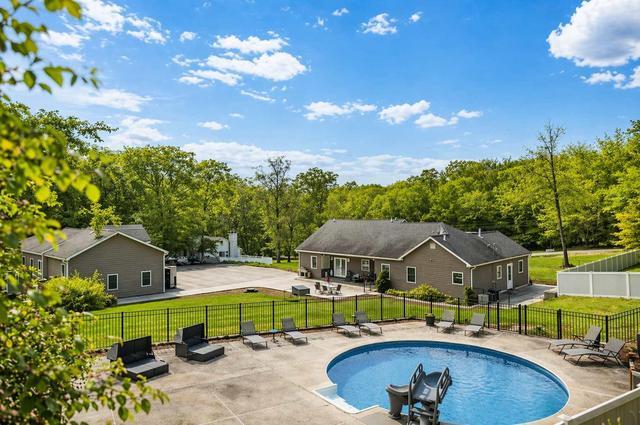 Chip's Pocono Escape | Hot tub | Pool w/ slide