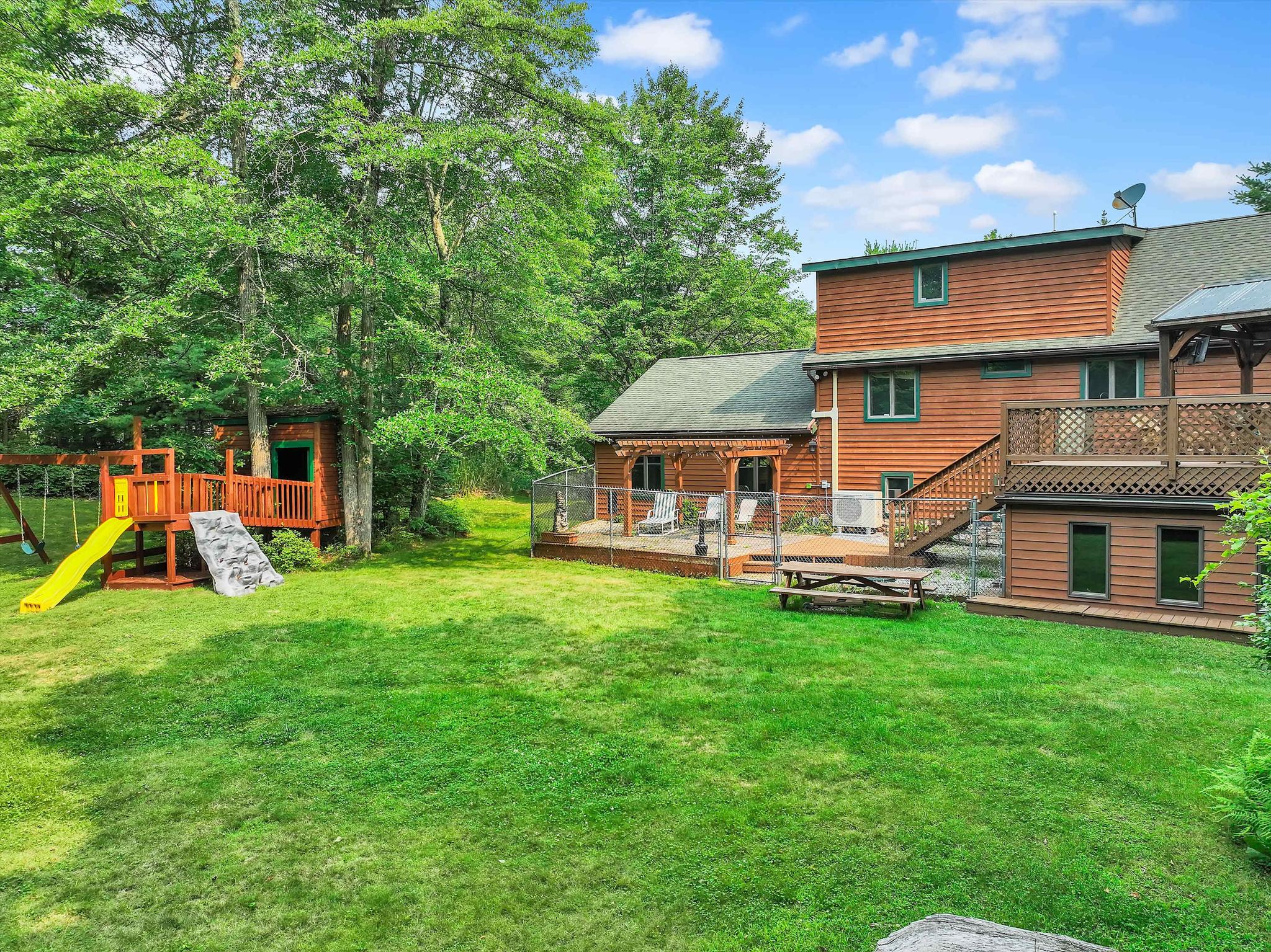 Pocono Cabin Retreat | Hot Tub |Firepit |Game Room