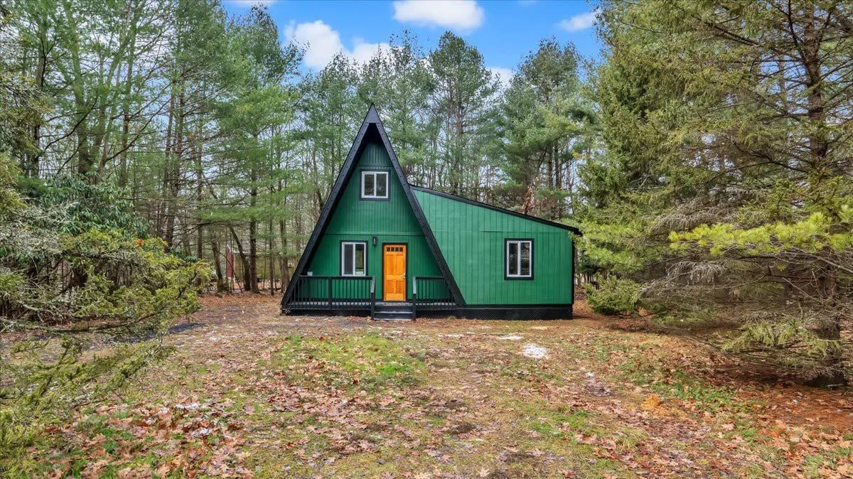 Enchanted A-Frame Cabin | Hot Tub | Firepit